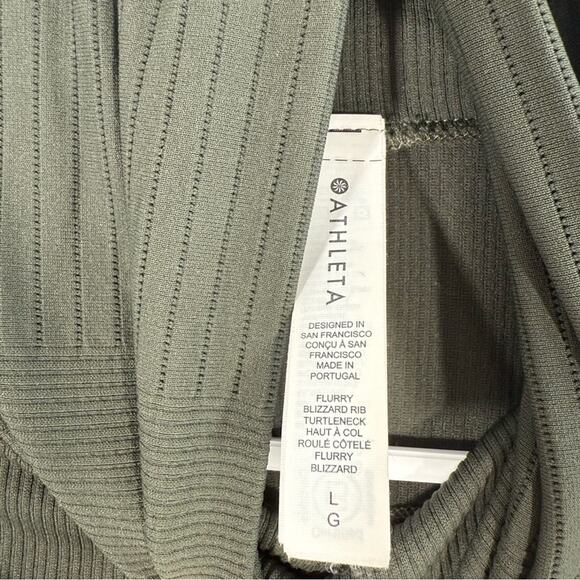 Athleta Flurry Blizzard Peat Green Ribbed Turtleneck Seamless Base Layer Large - Picture 9 of 15